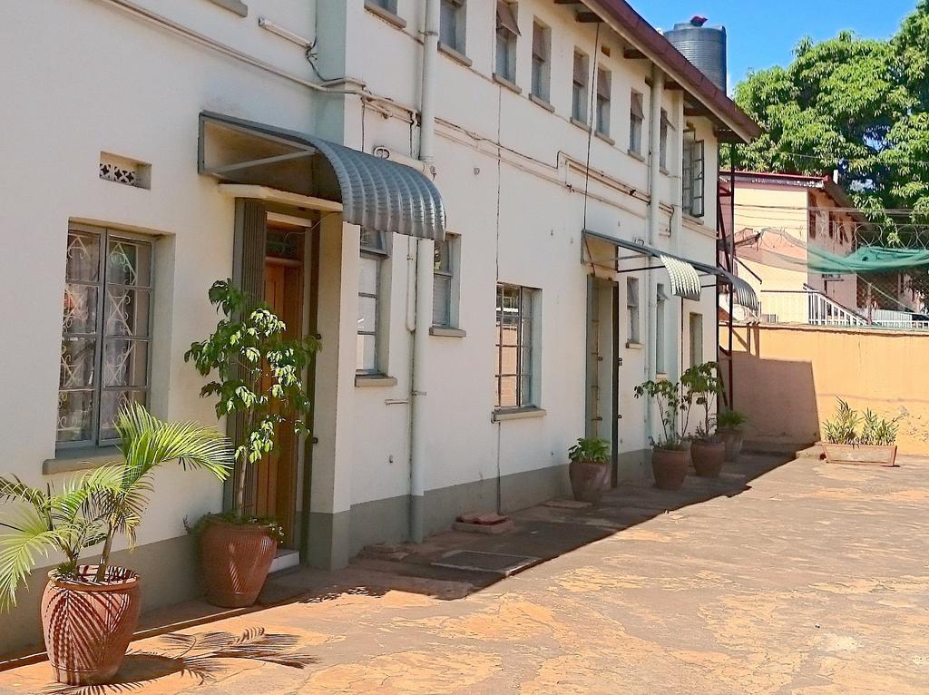 Hotel Acacia City Kampala Extérieur photo
