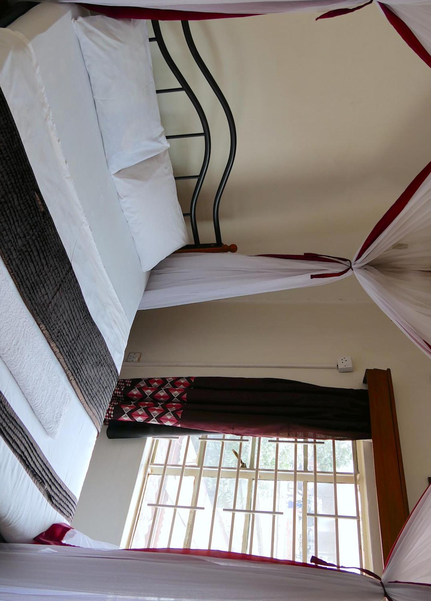Hotel Acacia City Kampala Extérieur photo